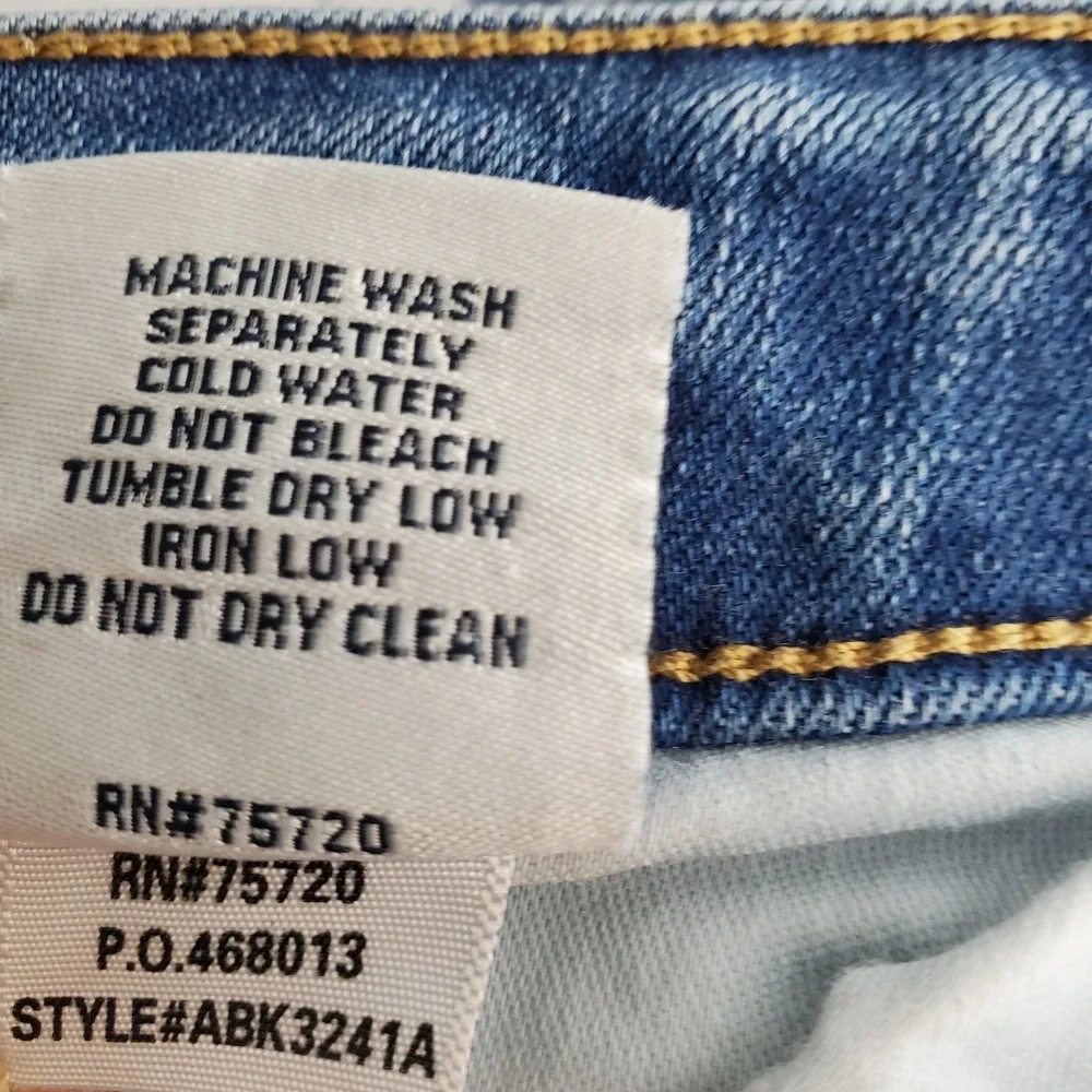 BKE Stella Low Rise Ankle Skinny Jeans Medium Wash Distressed Size 29 Casual